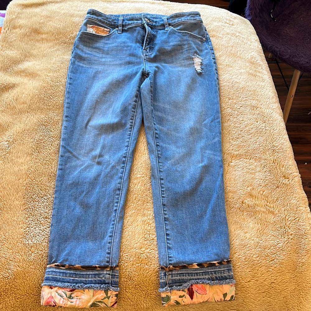 Chico’s so slimming girlfriend slim leg ankle jeans
